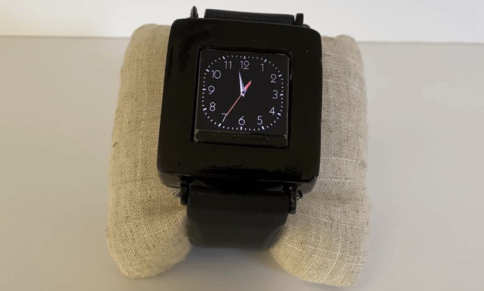 This DIY watch works but for only a limited amount of time