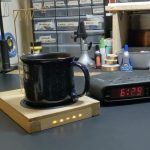 This freeform sculpture doubles as a drink temperature monitor