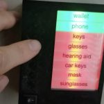 Arduino-controlled checklist makes sure you don’t forget anything when leaving the house