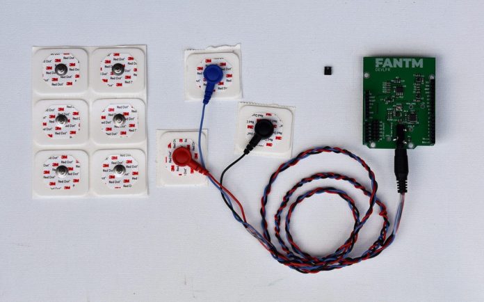 The FANTM DEVLPR is an open source electromyography Arduino shield