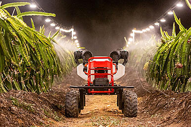 Photo: XAG’s “all-electric, all-purpose” farm robot spraying crops