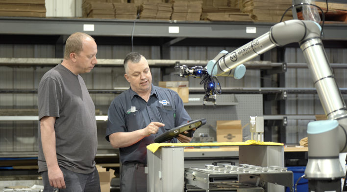 Hyperedge- , PCB Design, Hardware Design, Electronics Design, Manufacturers are now facing labor shortage by implementing a cobot