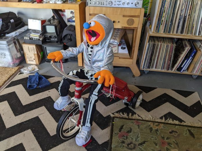 Making a puppet ride an RC tricycle