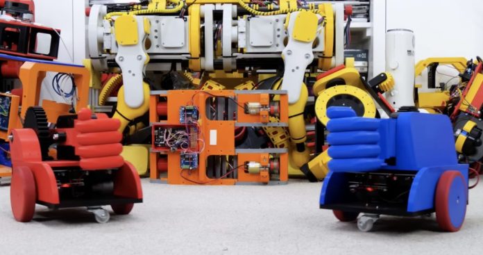 Roving Rock ‘Em Sock ‘Em Robots make the perfect Secret Santa gift