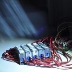 Macro DLP mirror array scales up a fascinating mechanical structure