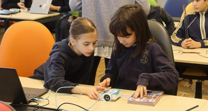 Wired for success: Inspiring the next generation of women in science