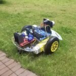 Massive 7:1 scale Arduino UNO gets matching 7:1 scale turtle robot
